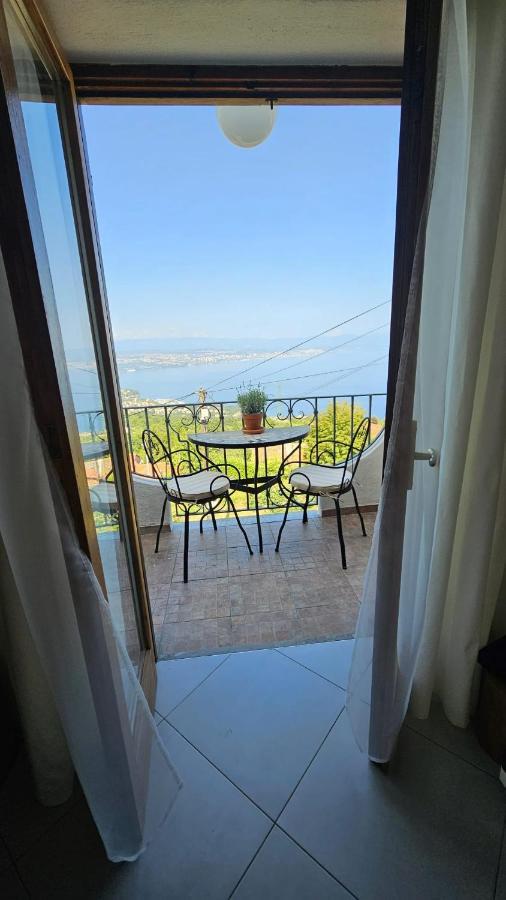 Апартаменти Apartman Tera Dobrec Екстер'єр фото